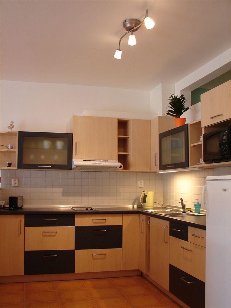 Eel Accommodation เบอร์โน ภายนอก รูปภาพ