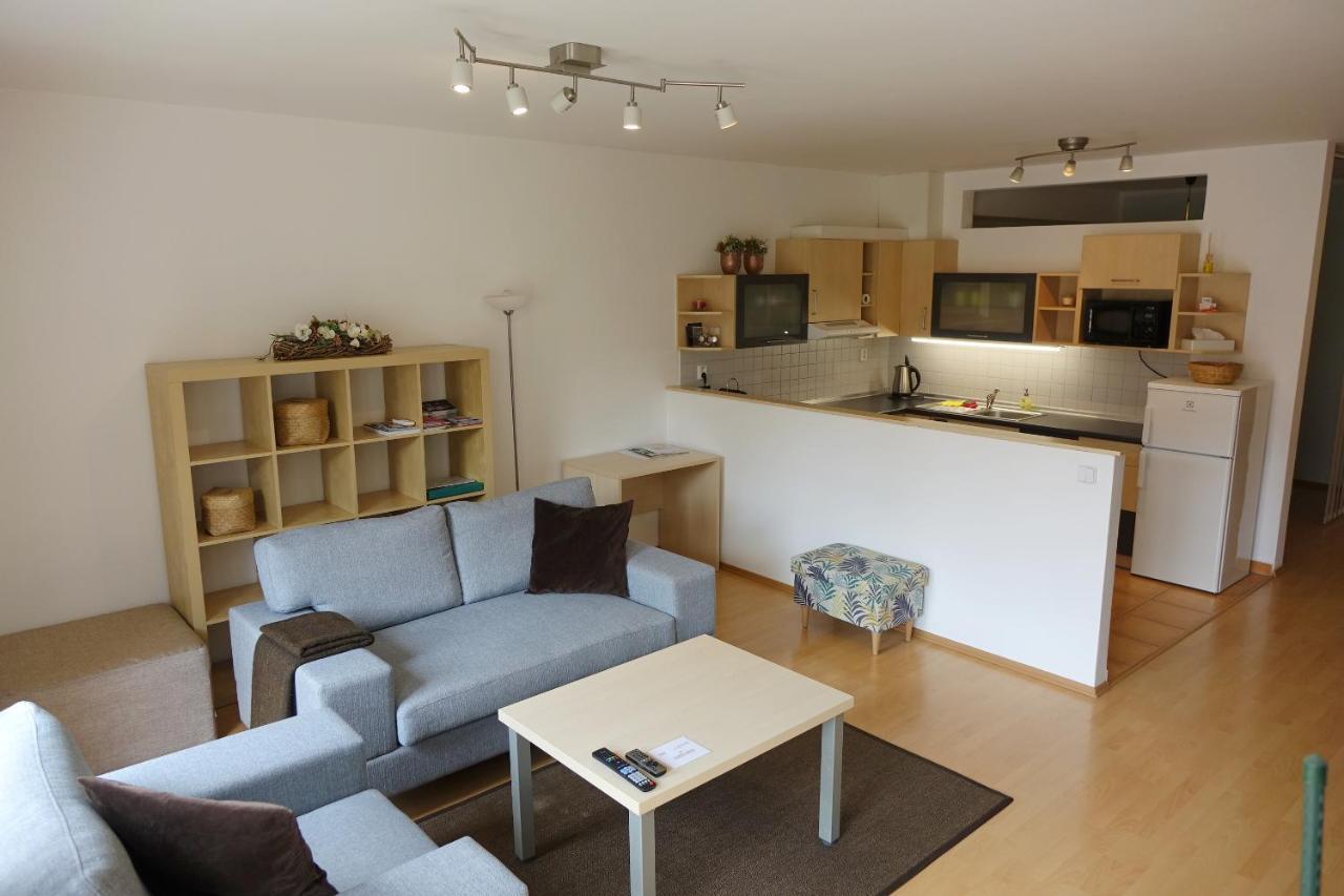 Eel Accommodation เบอร์โน ภายนอก รูปภาพ